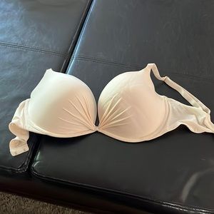 tan victorias secret push up bra